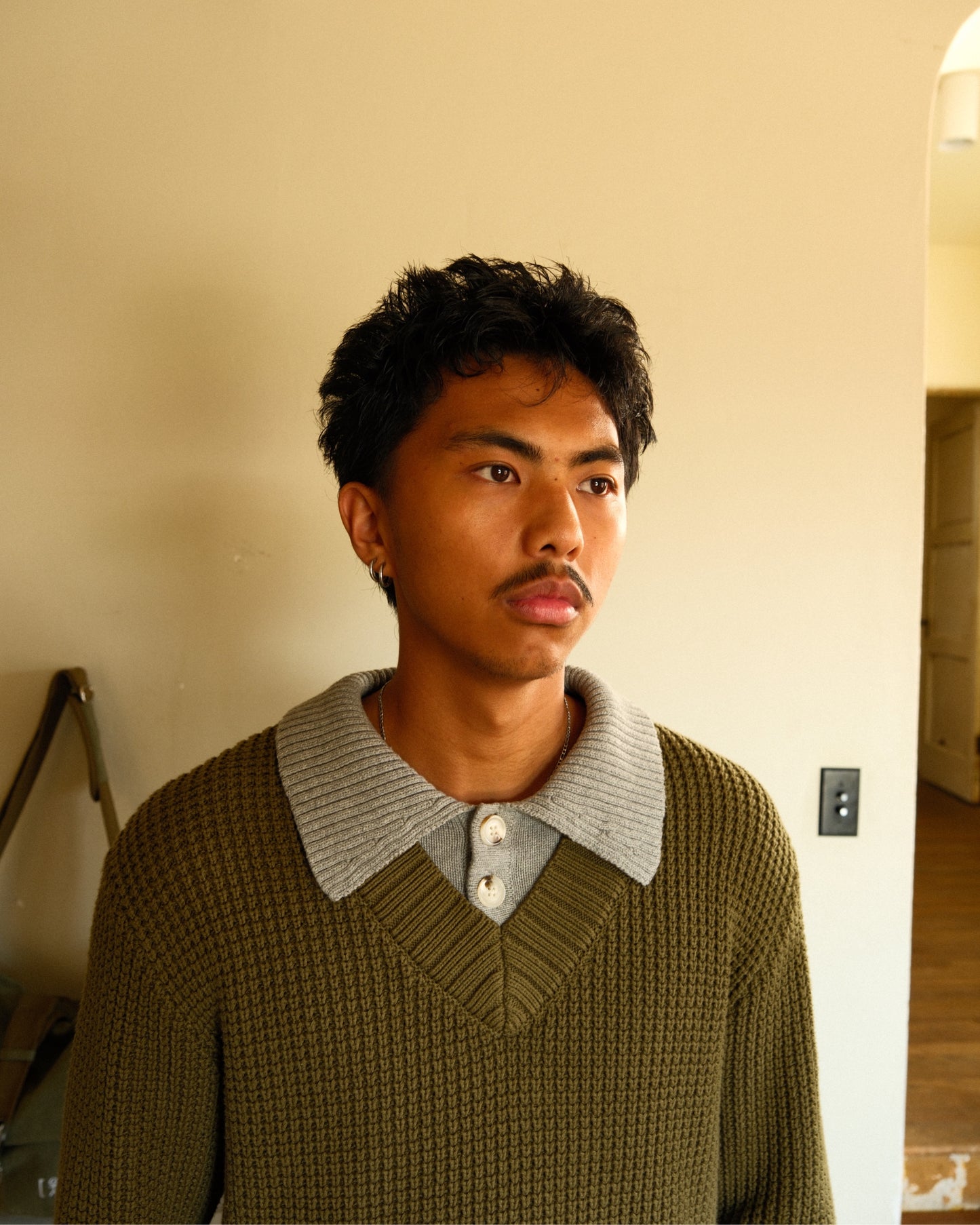Dual V Polo - Olive/Stone