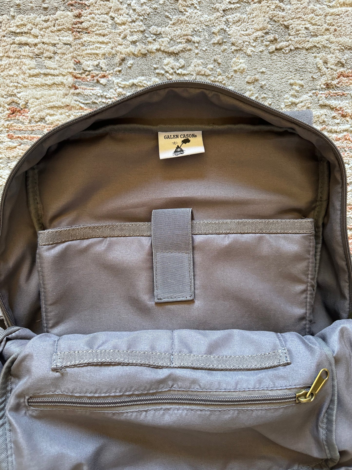 Airplane Cargo Backpack (Washed Grey)