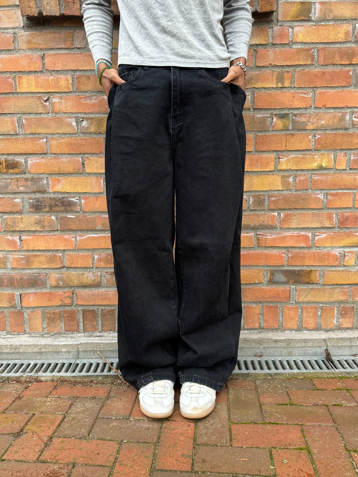 Everyday Denim (Pleated) Washed Black