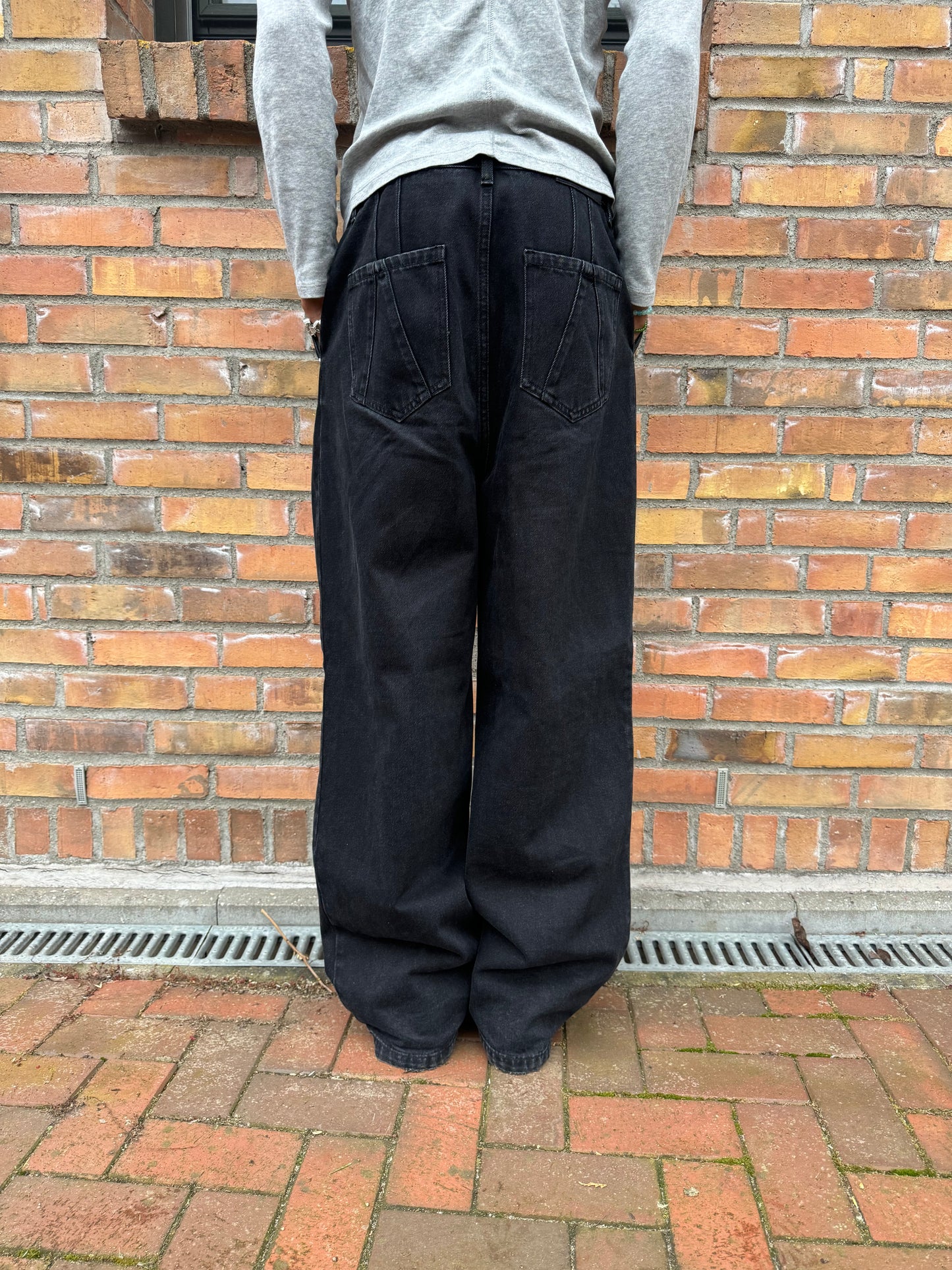 Everyday Denim (Pleated) Washed Black