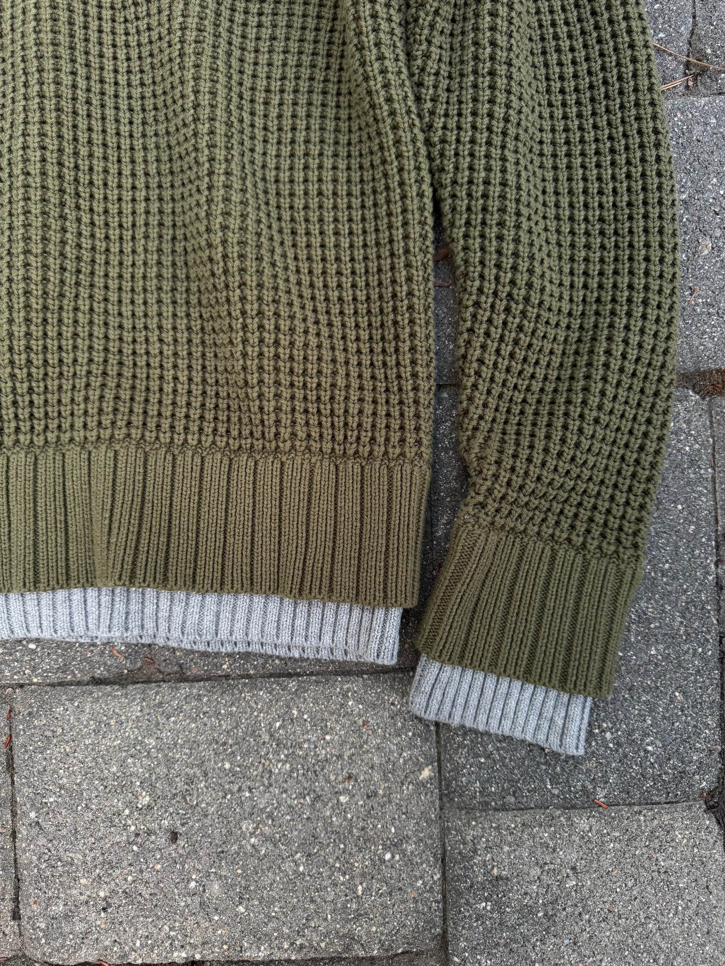 Dual V Polo (Olive + Stone)