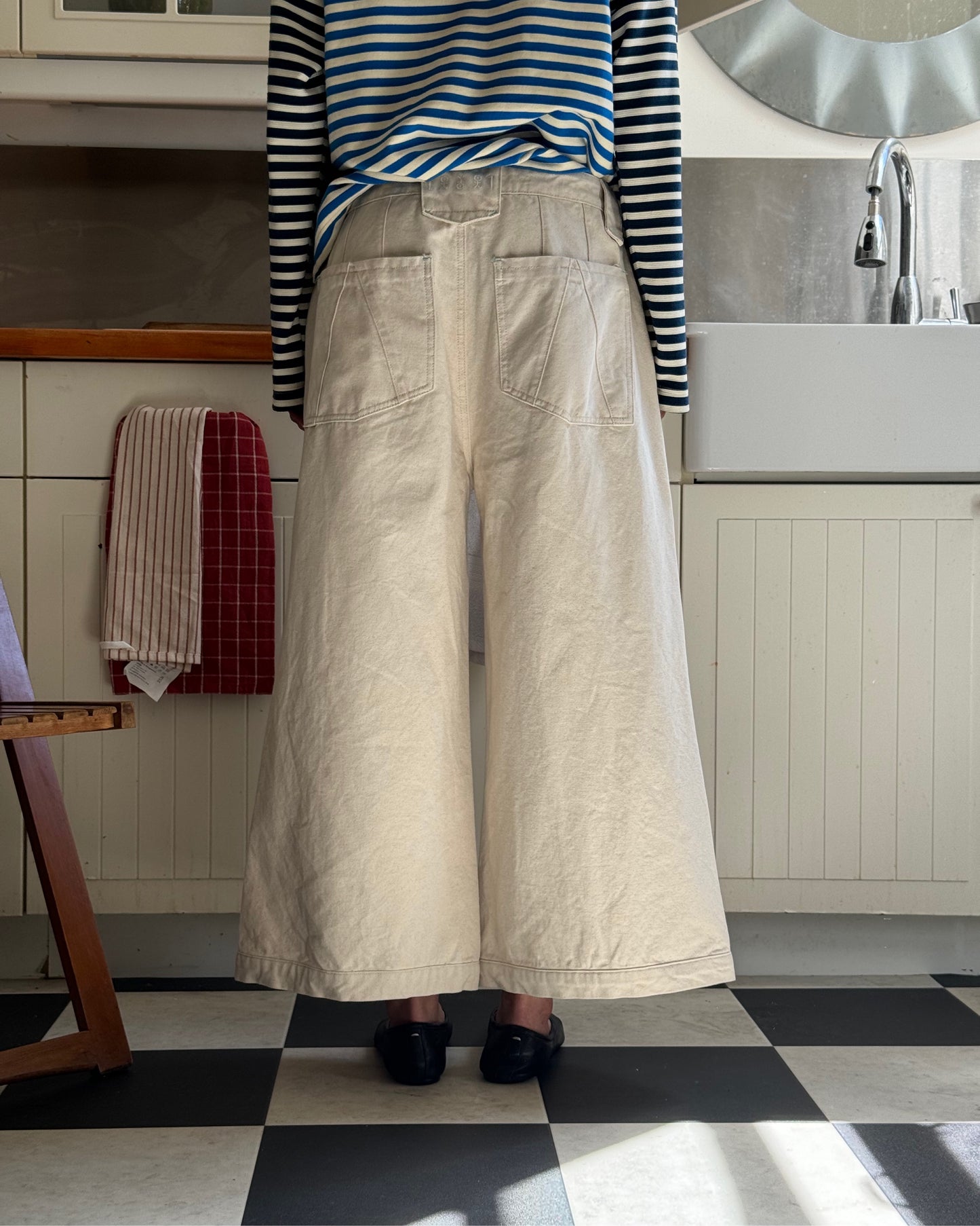 Capri (Pleat Repleat) Ecru